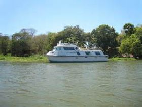 Houseboat on Lake Nicaragua – Best Places In The World To Retire – International Living